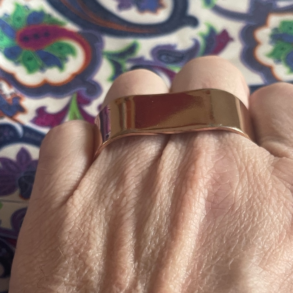 Fantastic Maison Margiella two finger ring